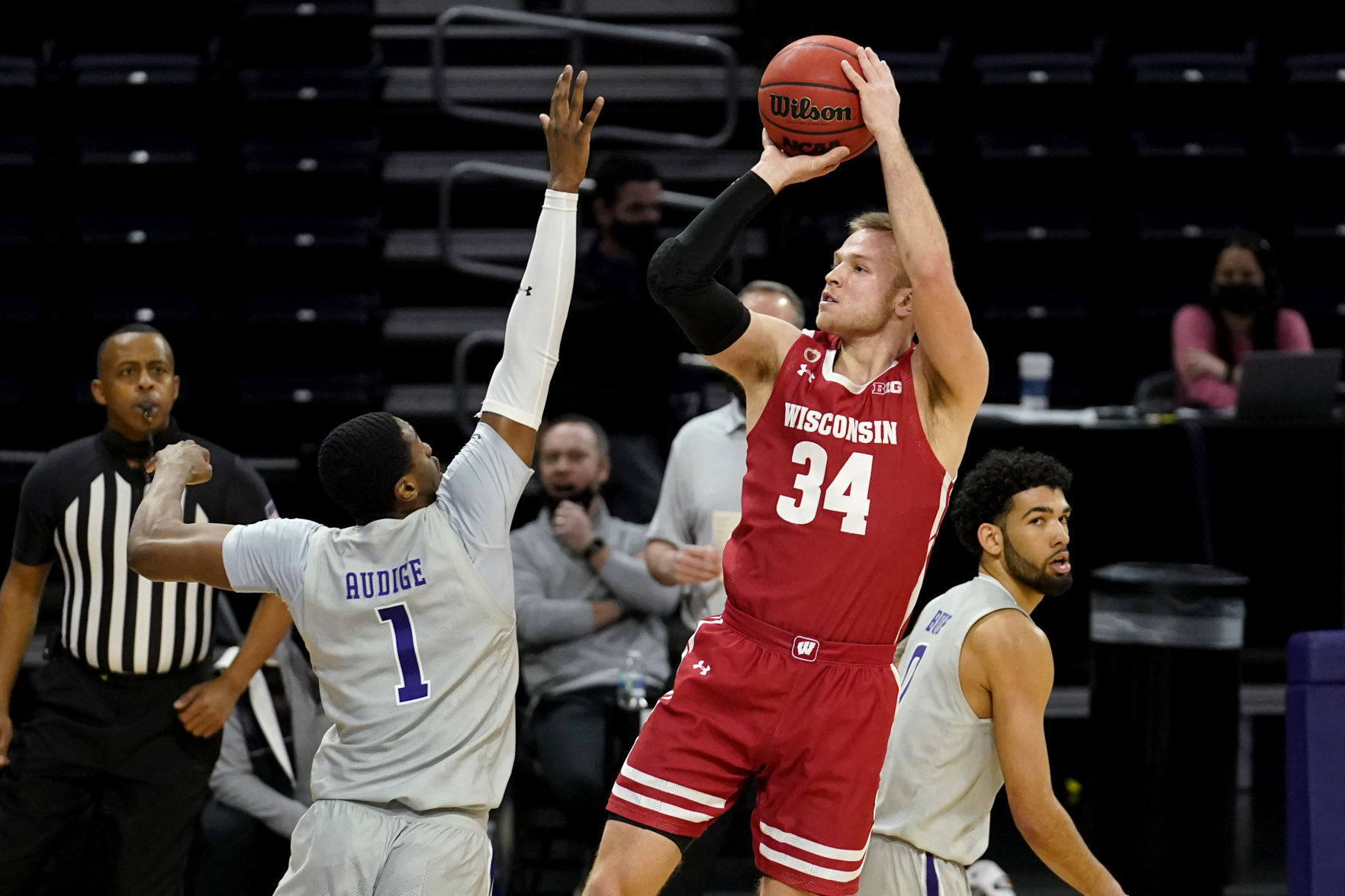 UW 68, Northwestern 51